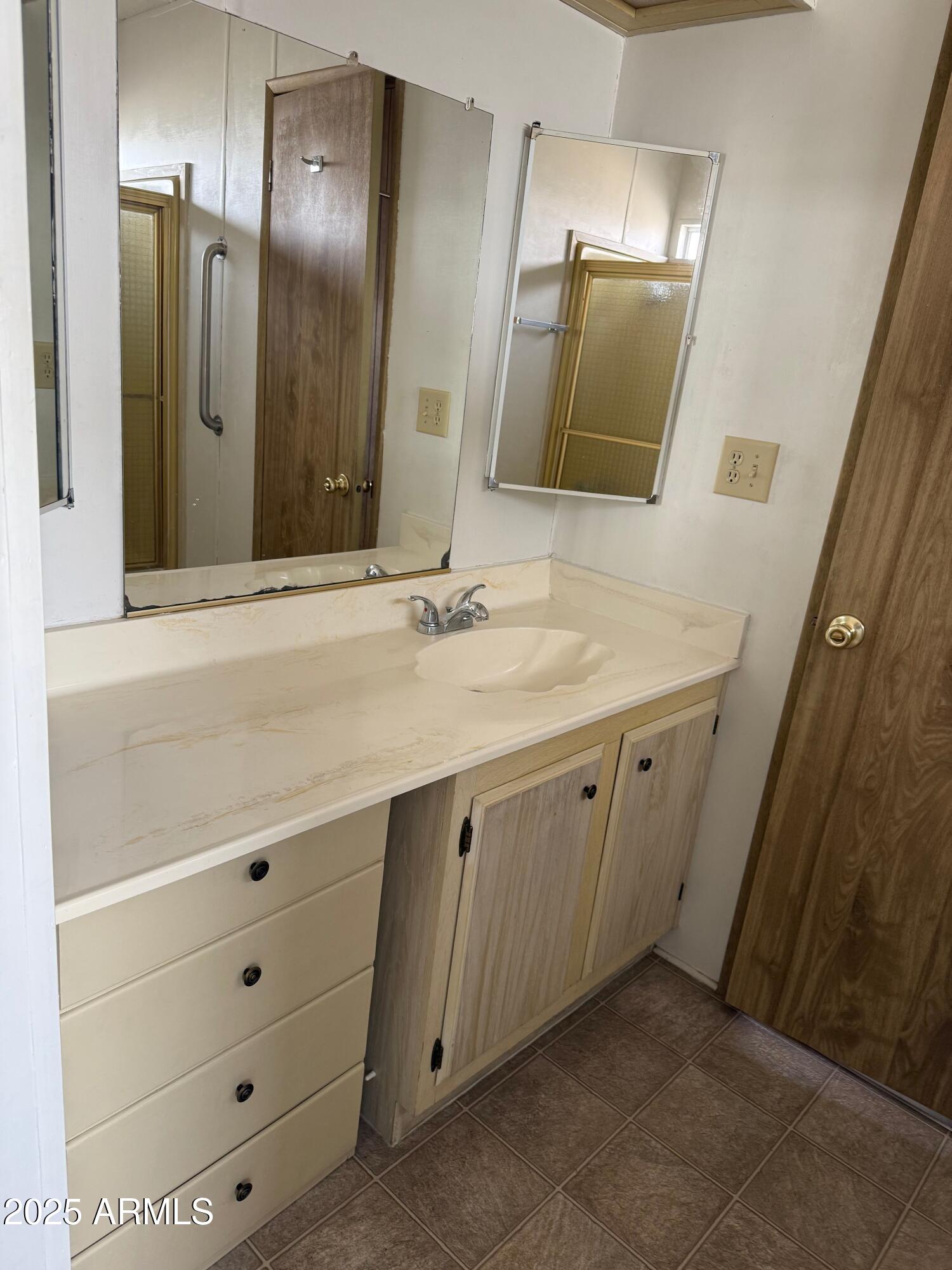 2501 W Wickenburg Way Unit: 154