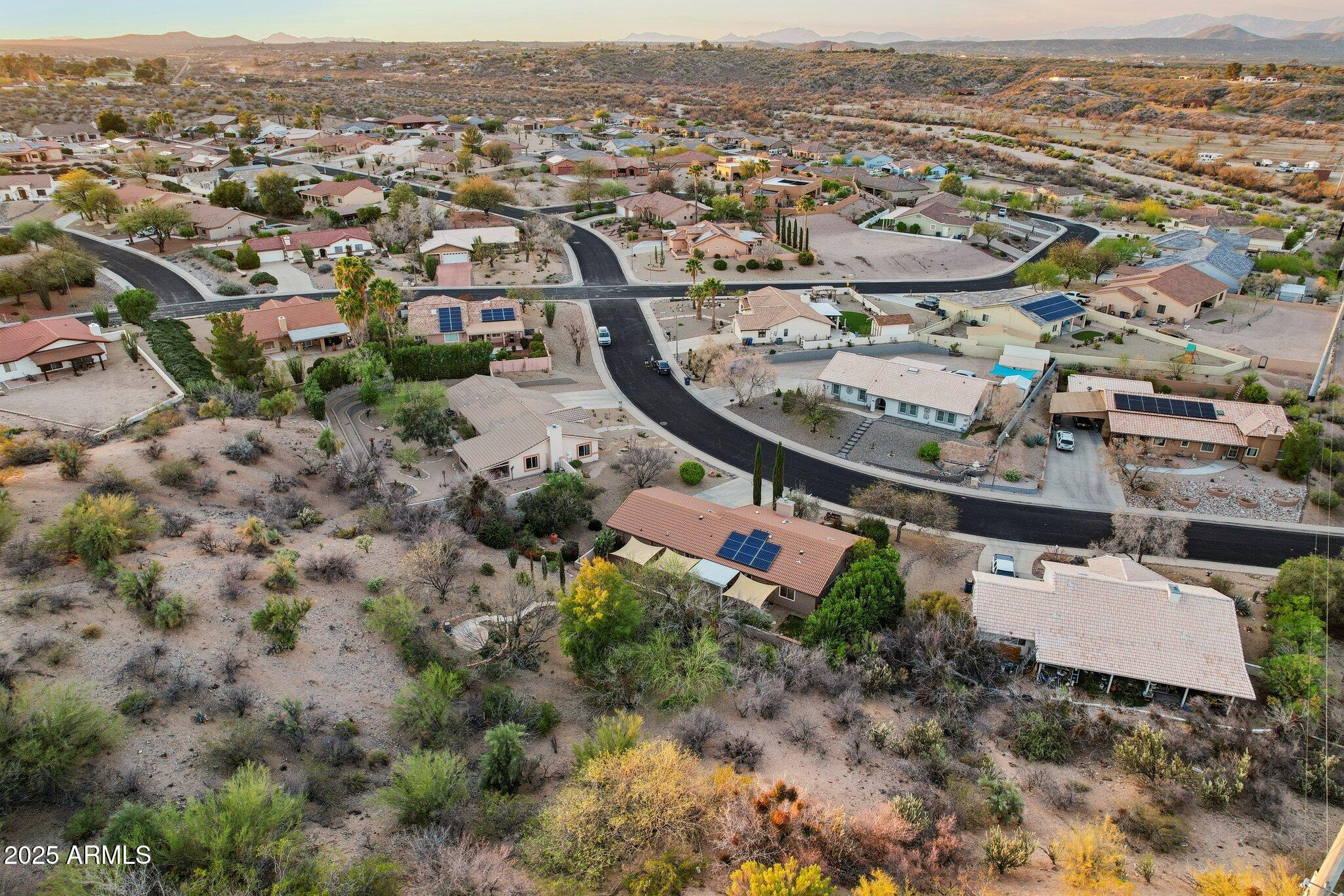 855 W SANTA FE Drive