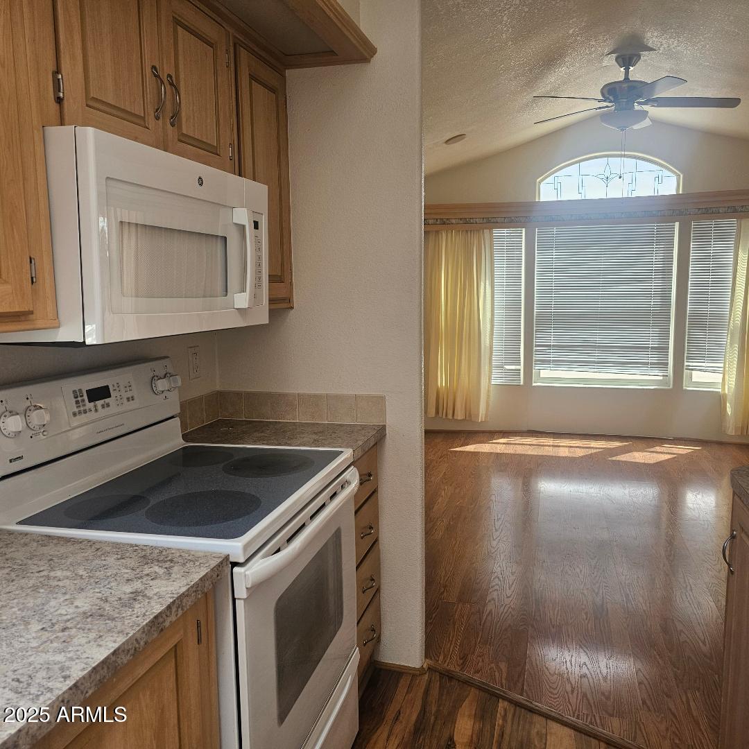 21288 W Granite Ridge Road