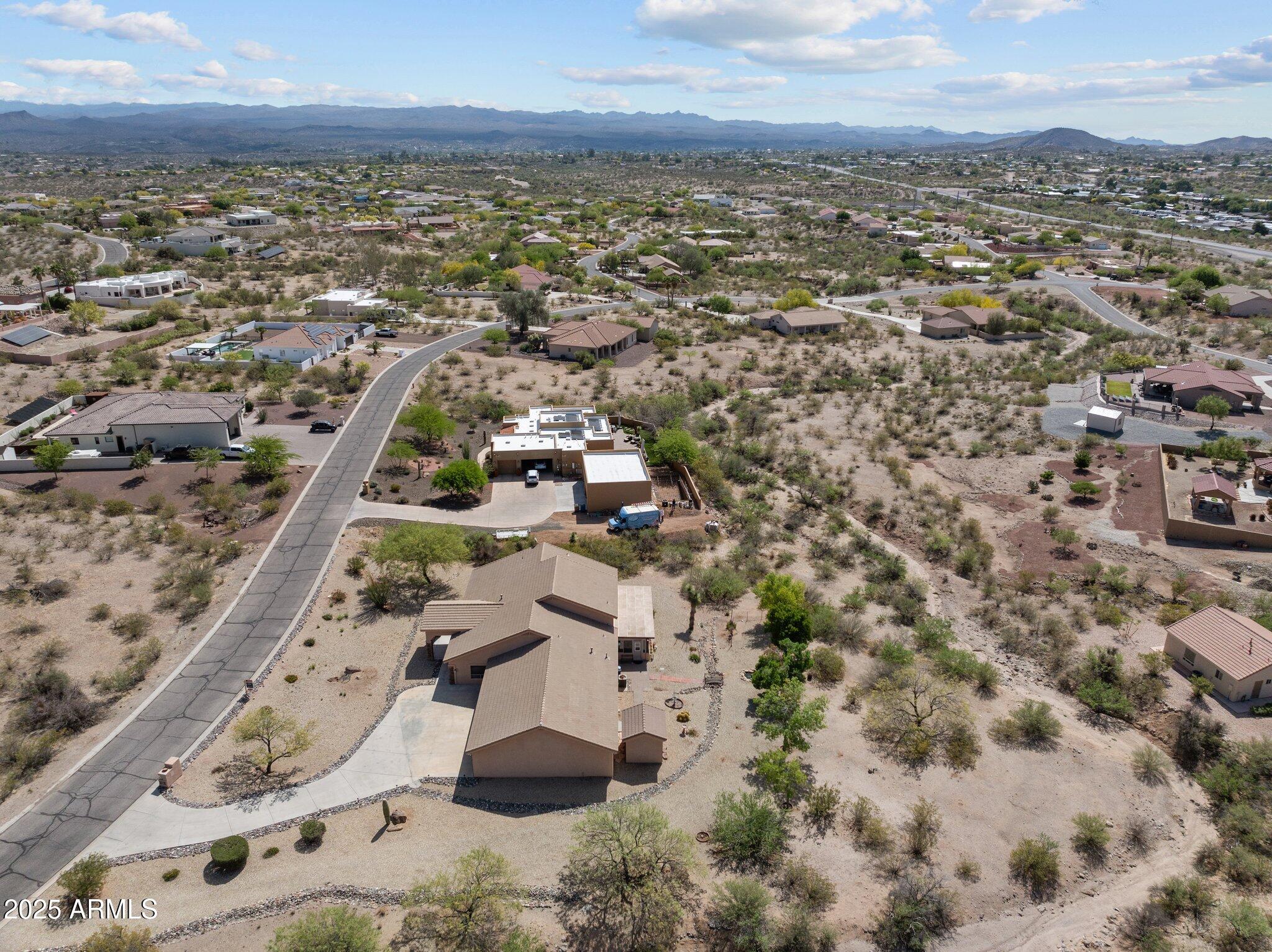 2905 N Silver Spur Drive