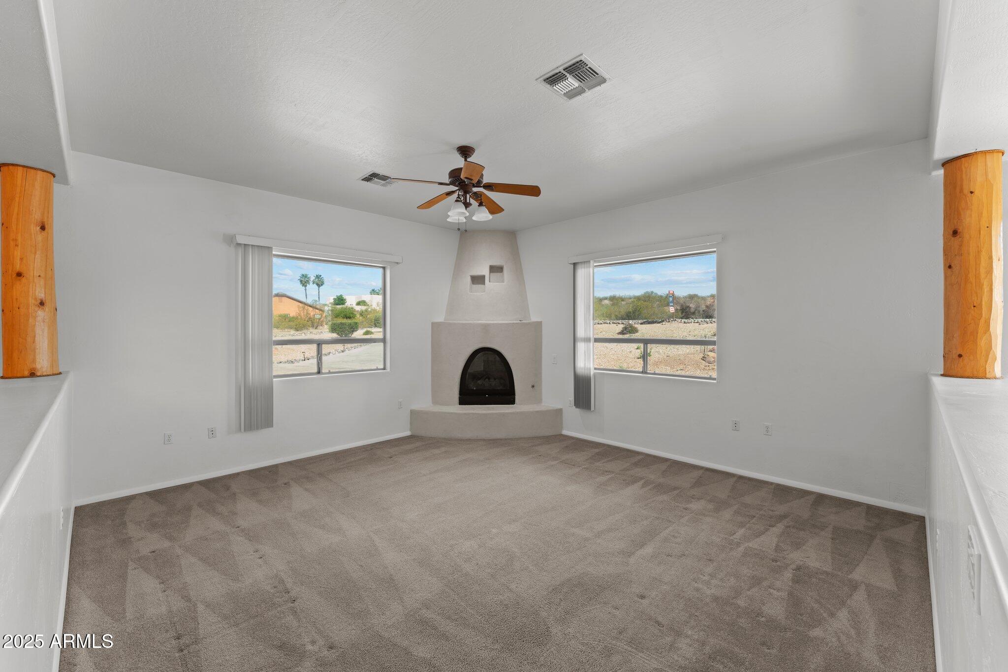 2905 N Silver Spur Drive