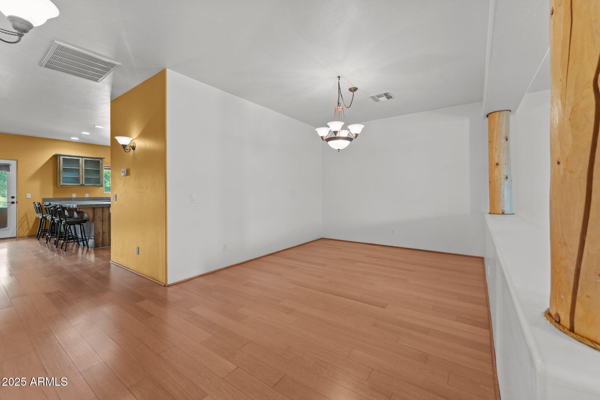 2905 N Silver Spur Drive