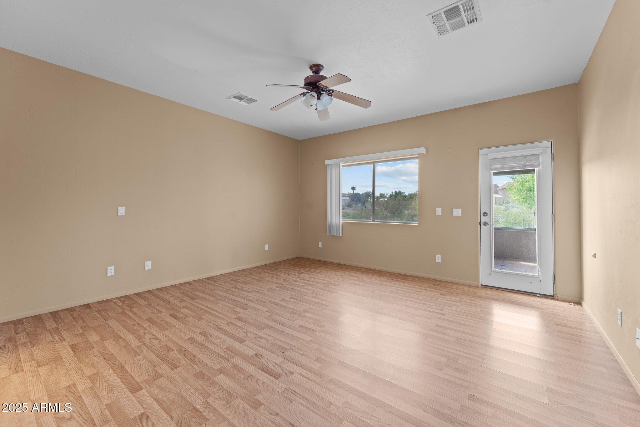 2905 N Silver Spur Drive