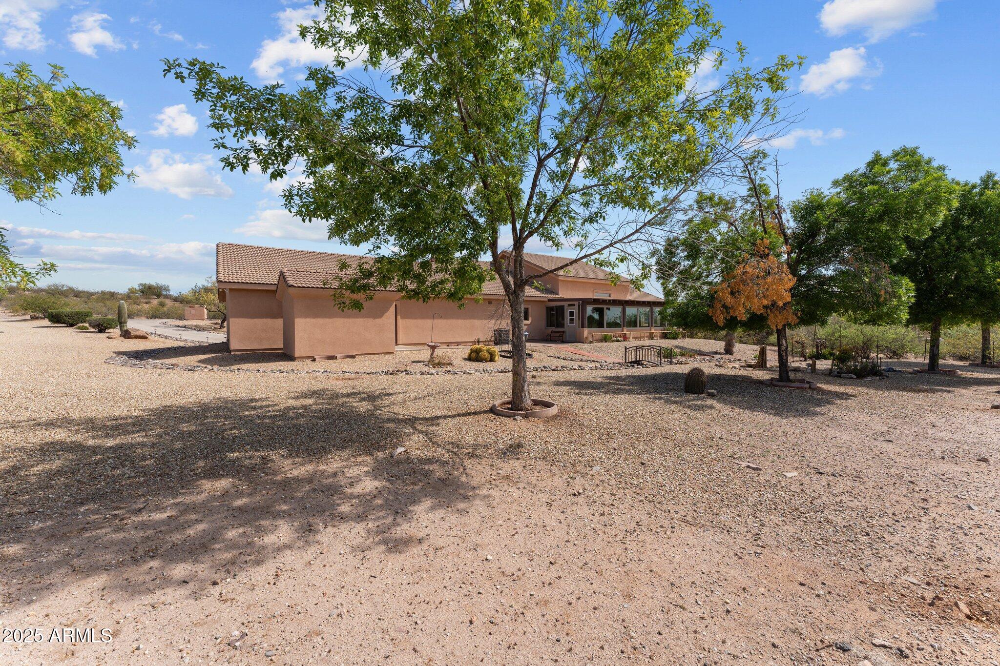 2905 N Silver Spur Drive