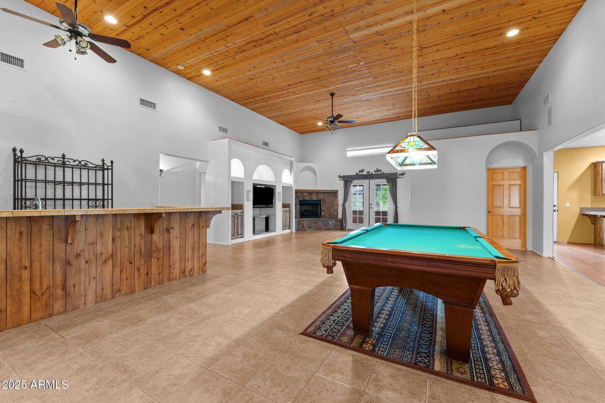 2905 N Silver Spur Drive