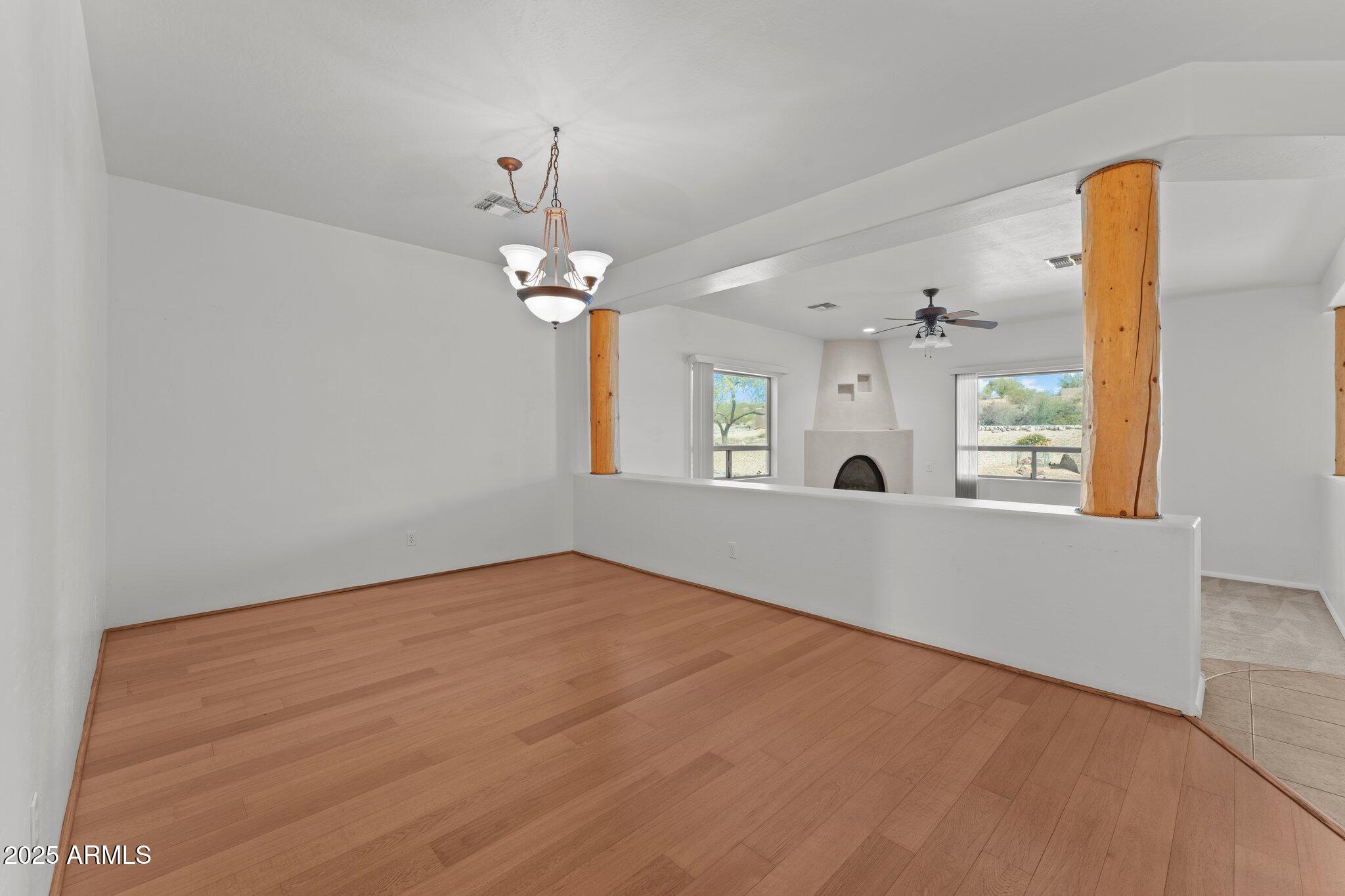2905 N Silver Spur Drive