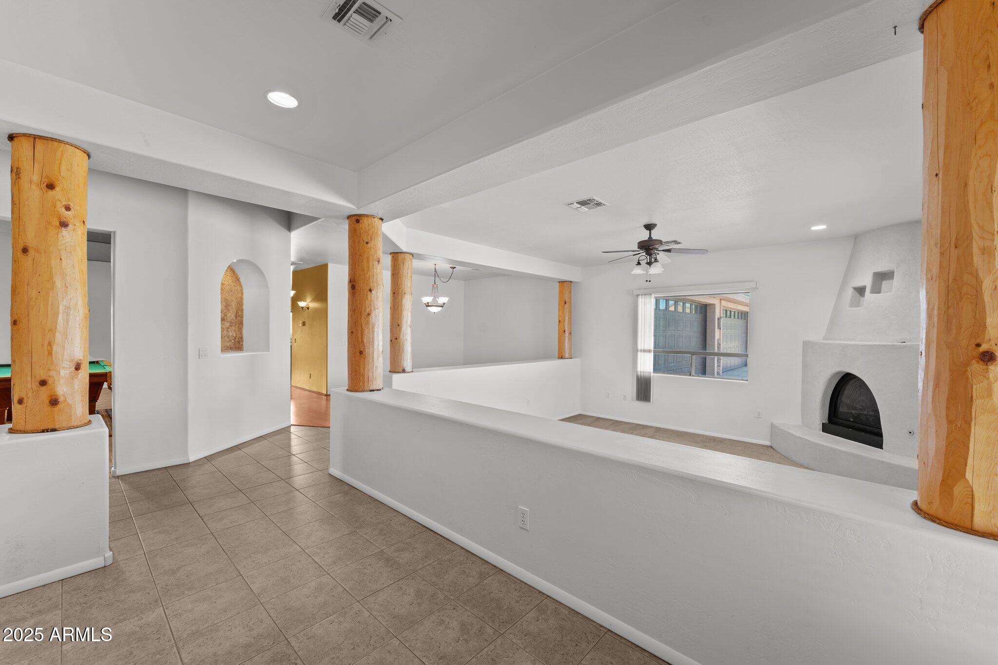 2905 N Silver Spur Drive