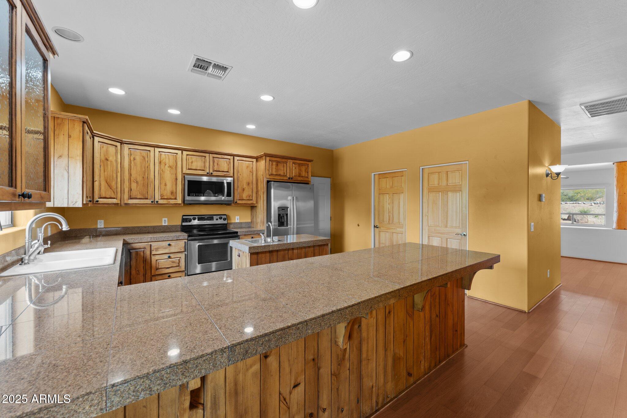 2905 N Silver Spur Drive