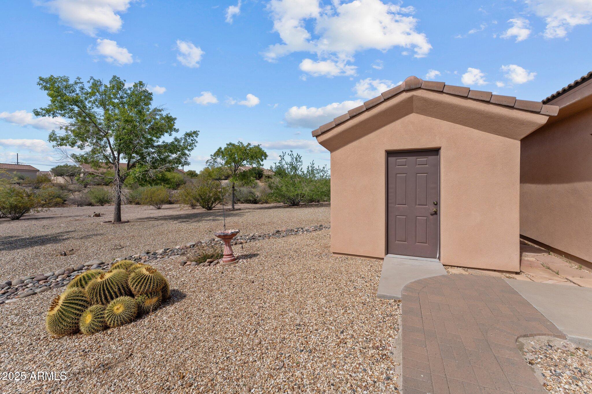 2905 N Silver Spur Drive