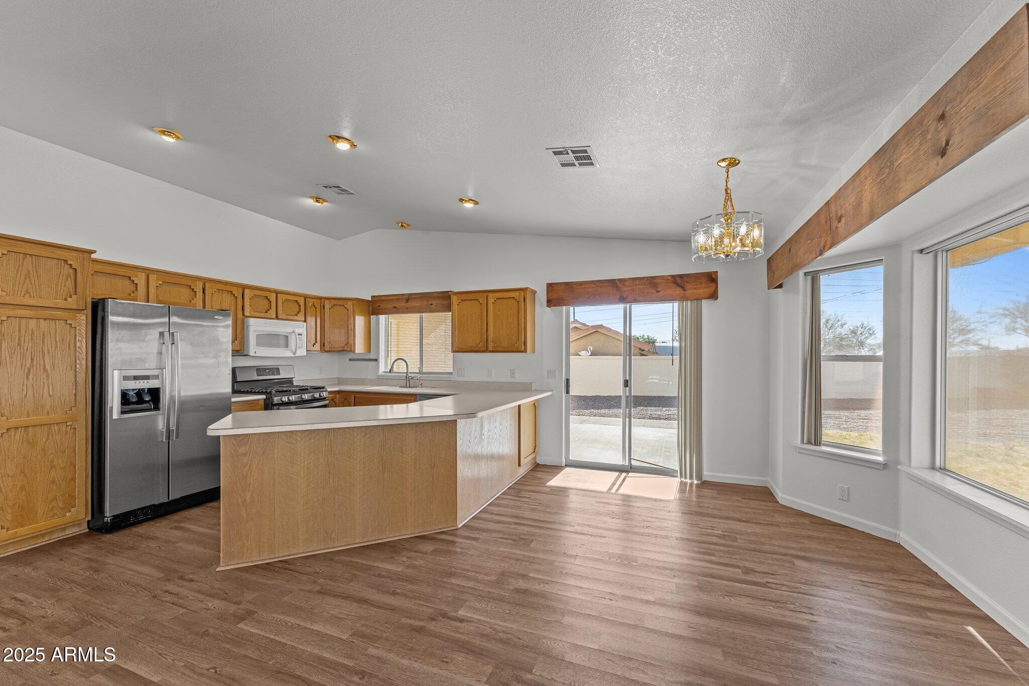 825 N SIERRA VISTA Drive