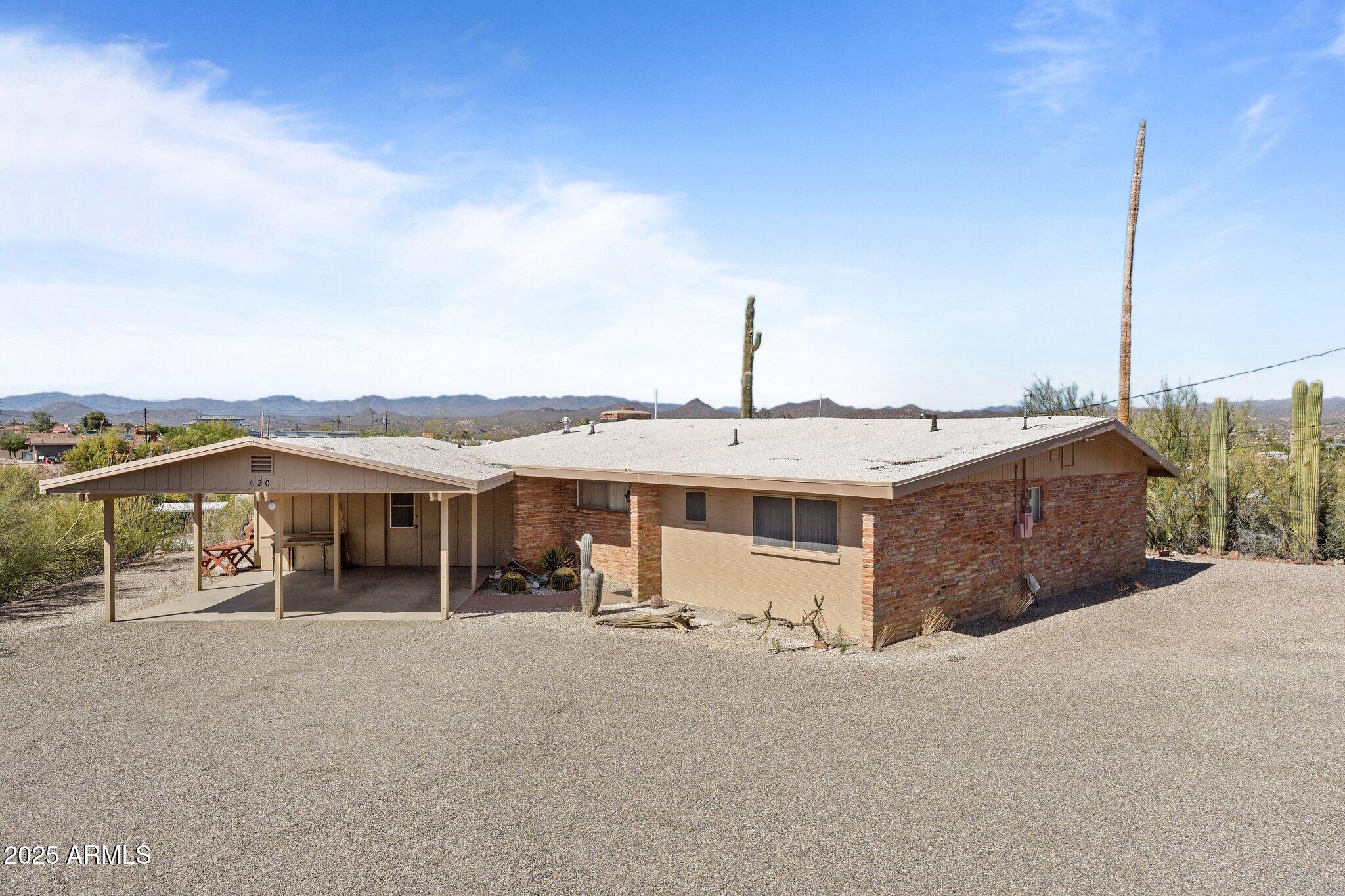 620 N HEIGHTS Road