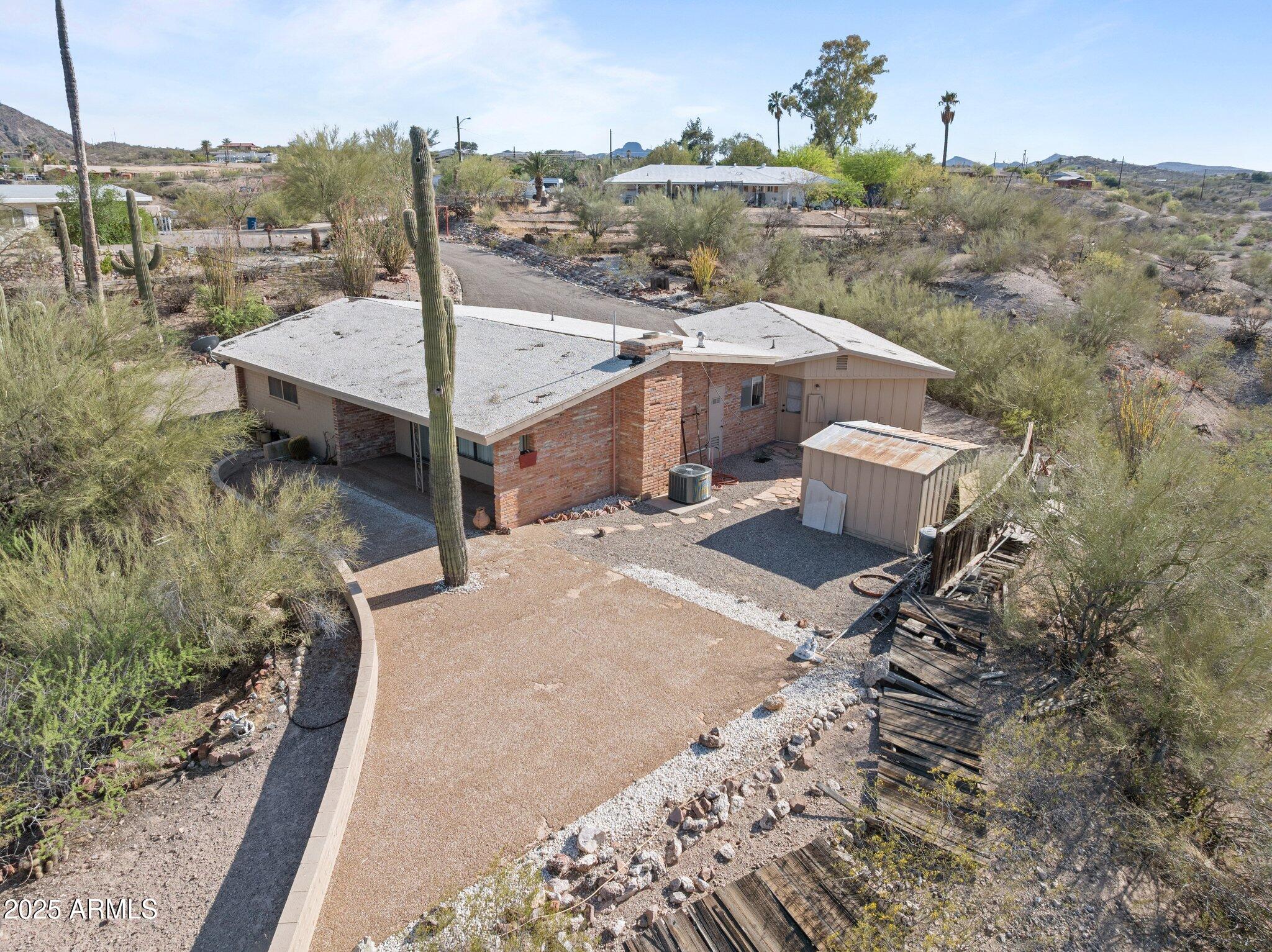 620 N HEIGHTS Road
