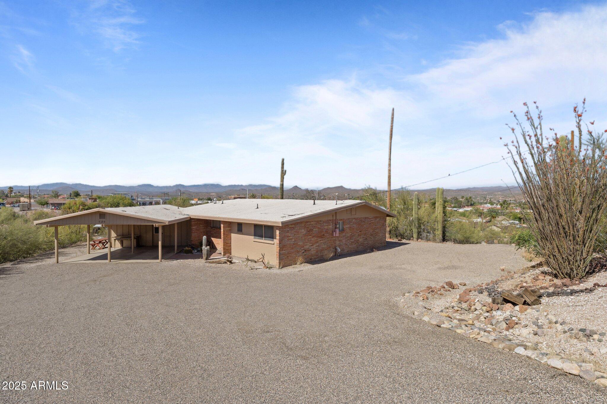 620 N HEIGHTS Road