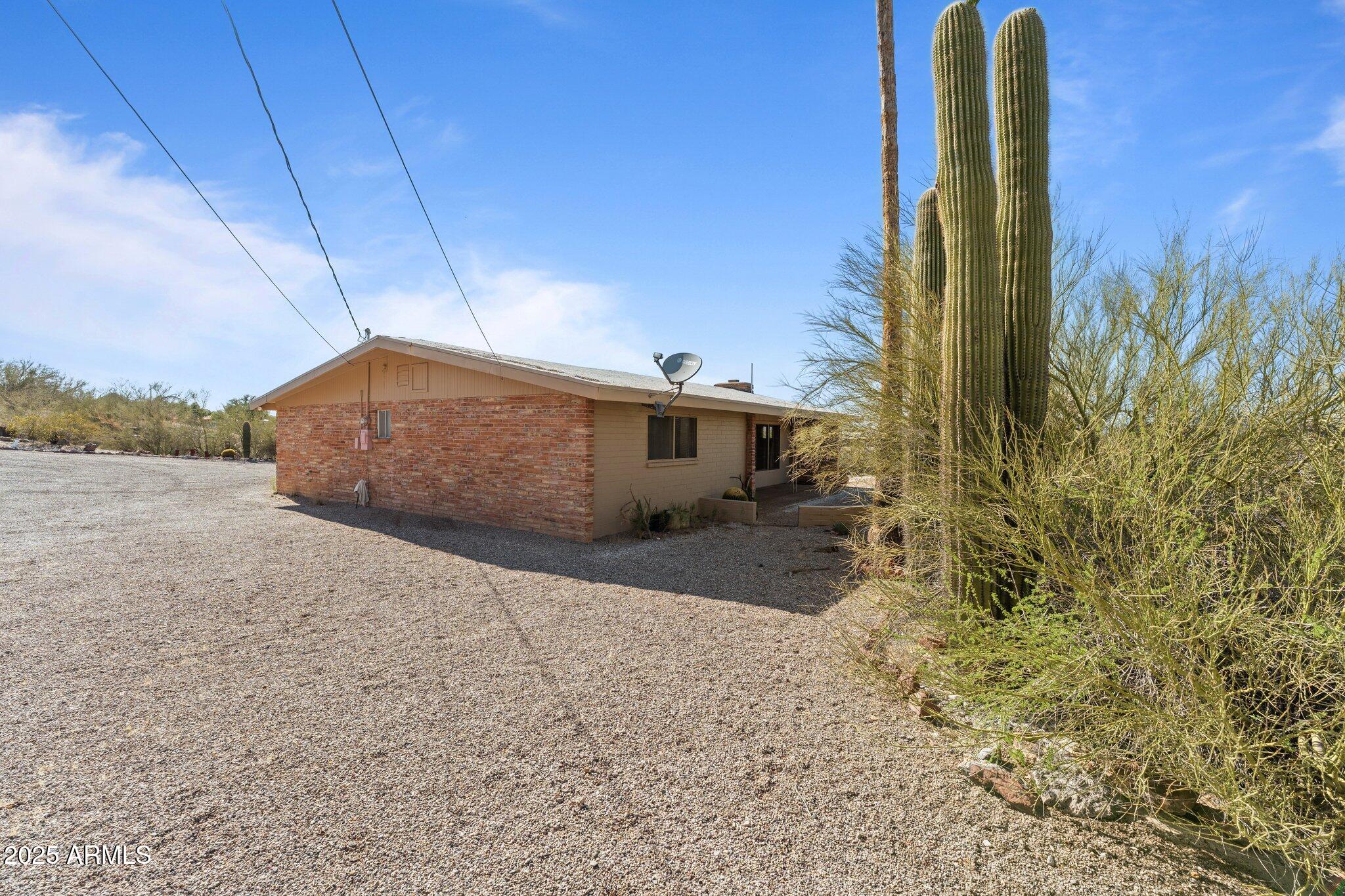 620 N HEIGHTS Road