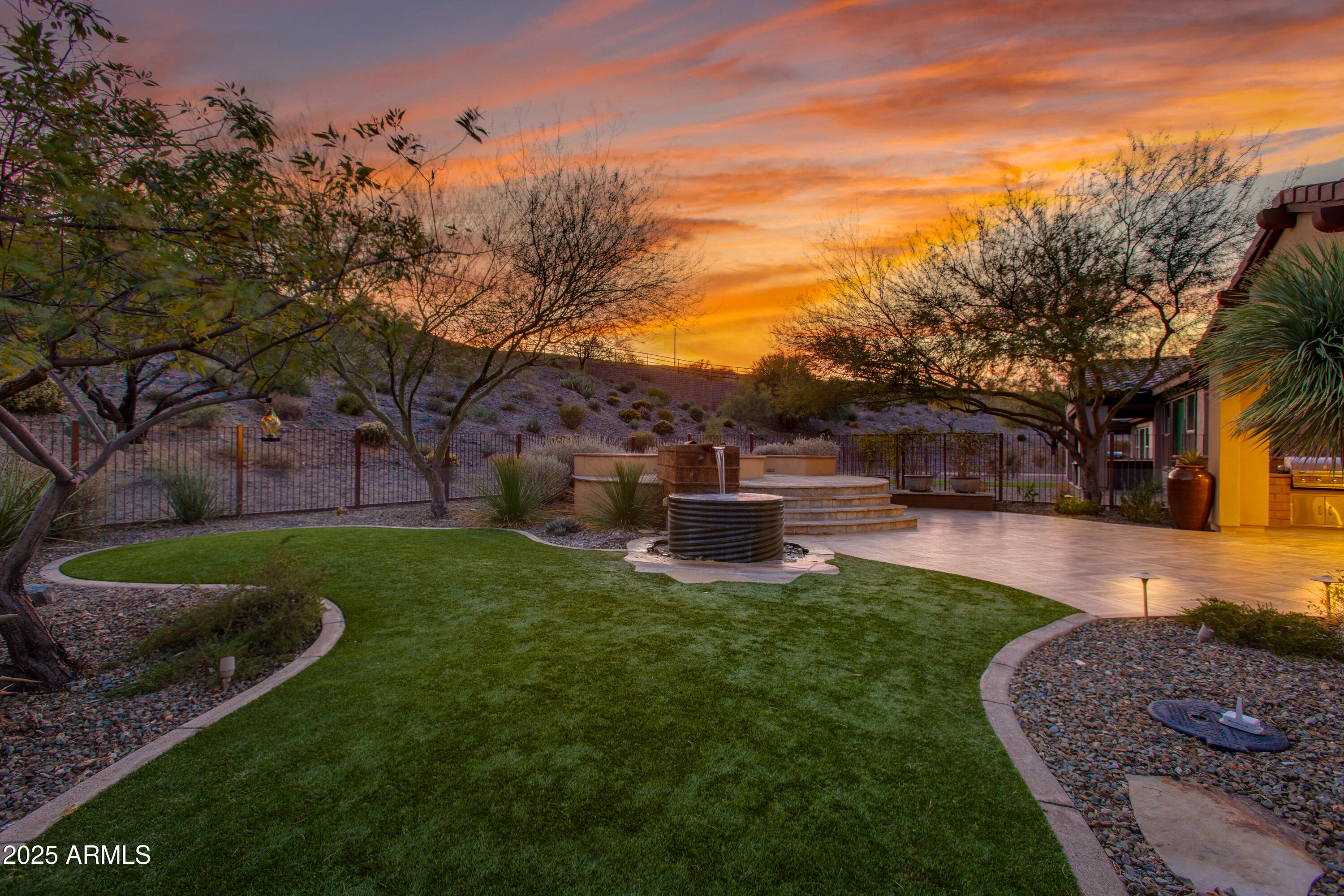 3285 MAVERICK Drive