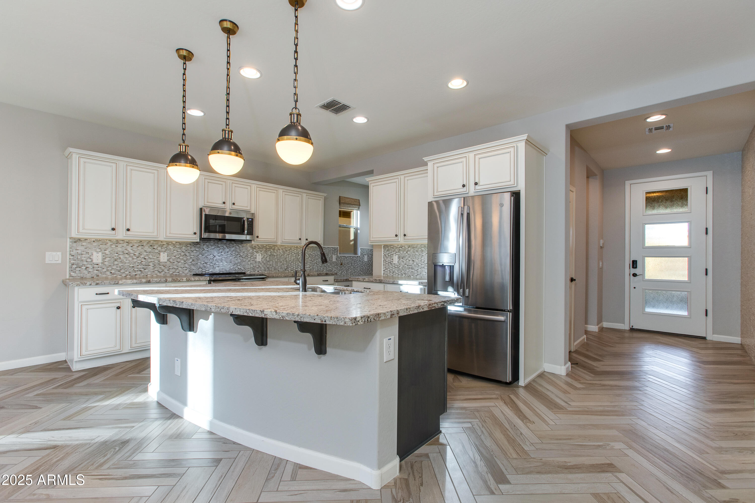 3285 MAVERICK Drive