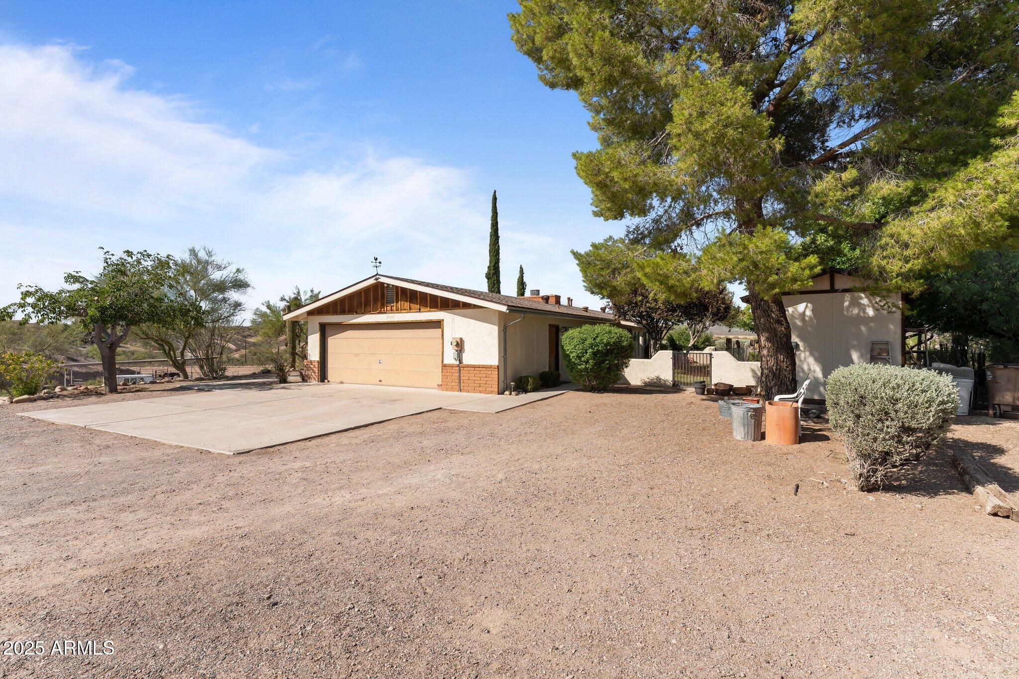 1455 W KENRICK Drive