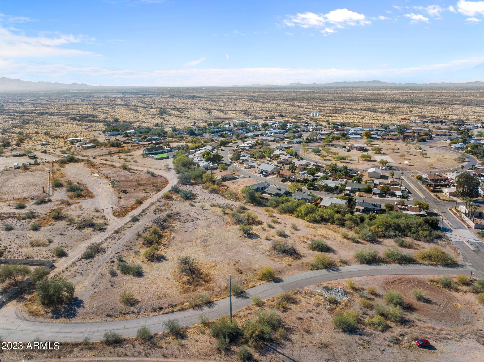 3xxxx Grand Avenue, 0