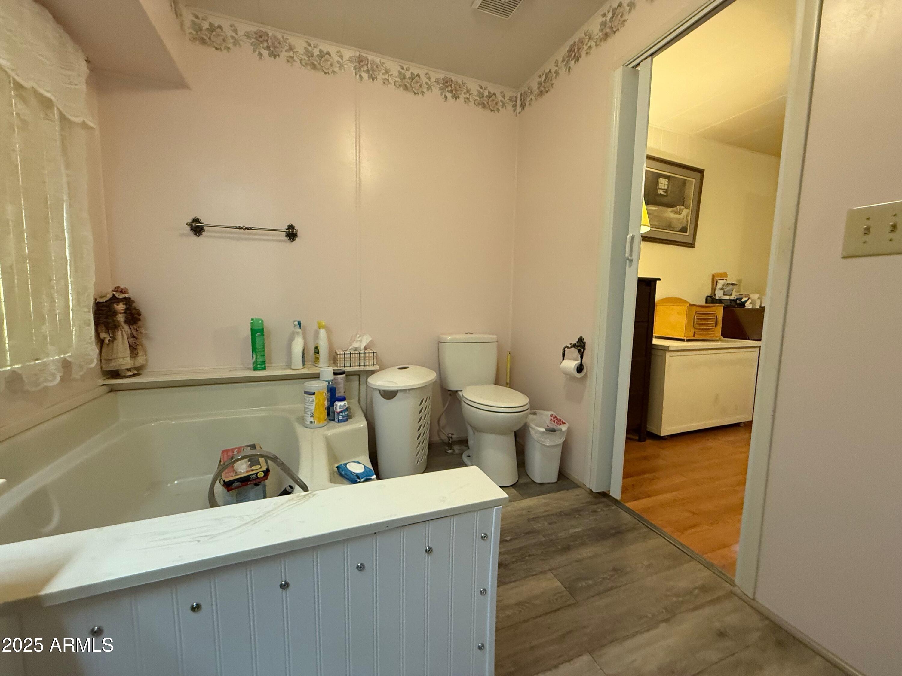2501 W Wickenburg Way Unit: 137