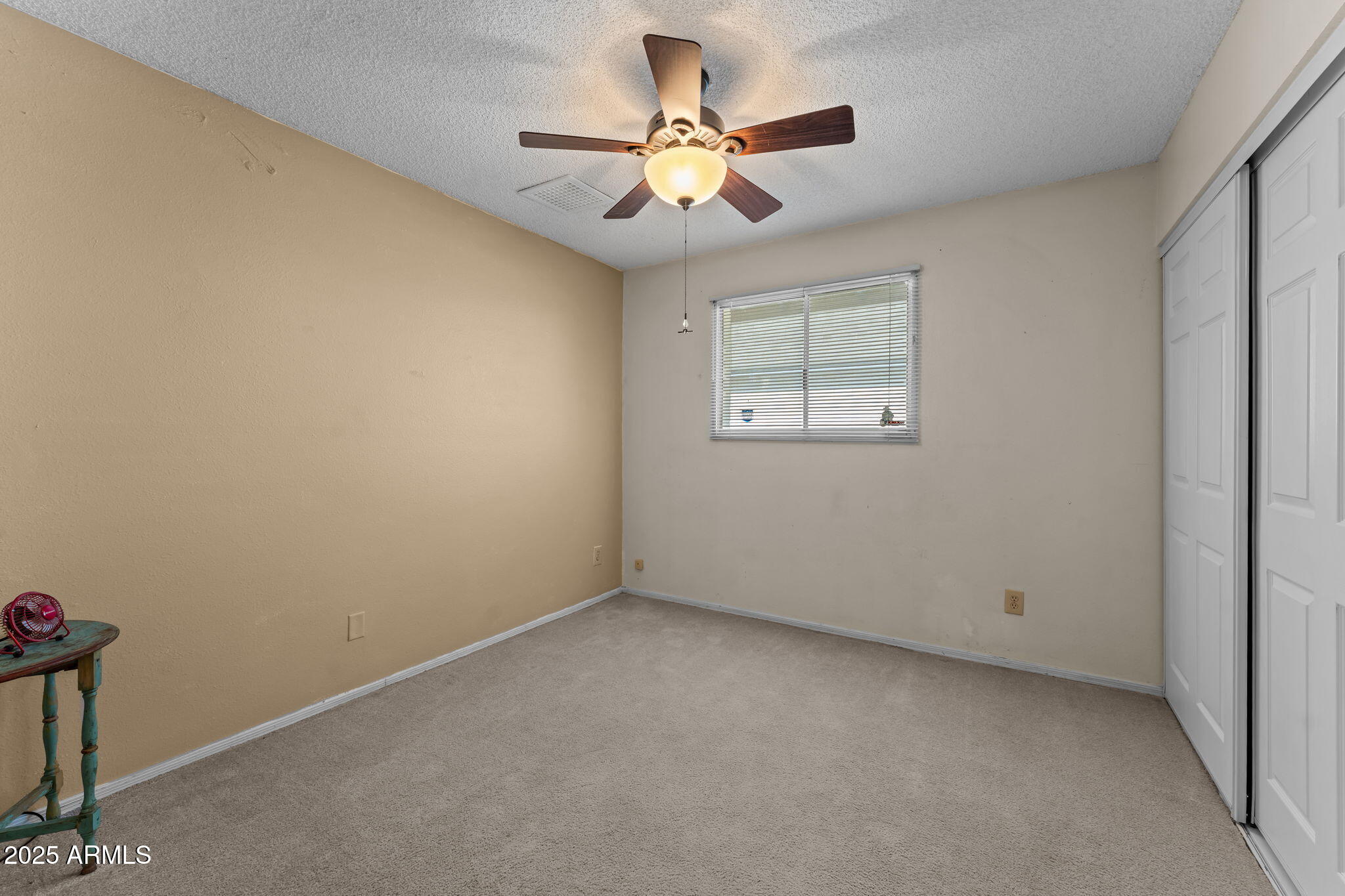 5244 W WALTANN Lane