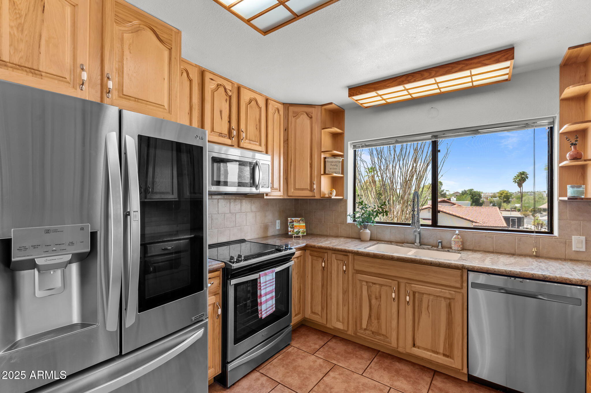 690 W MCLEAN Drive