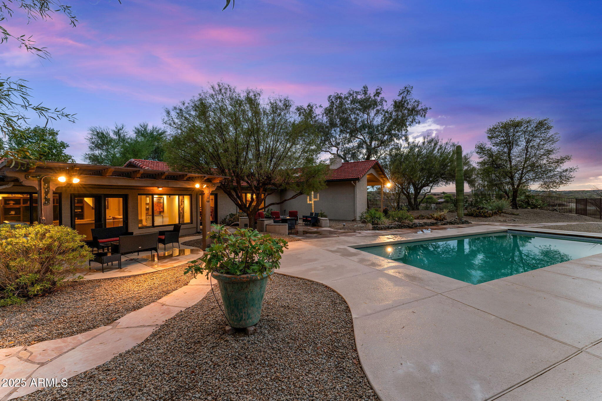 1710 W Camino Drive