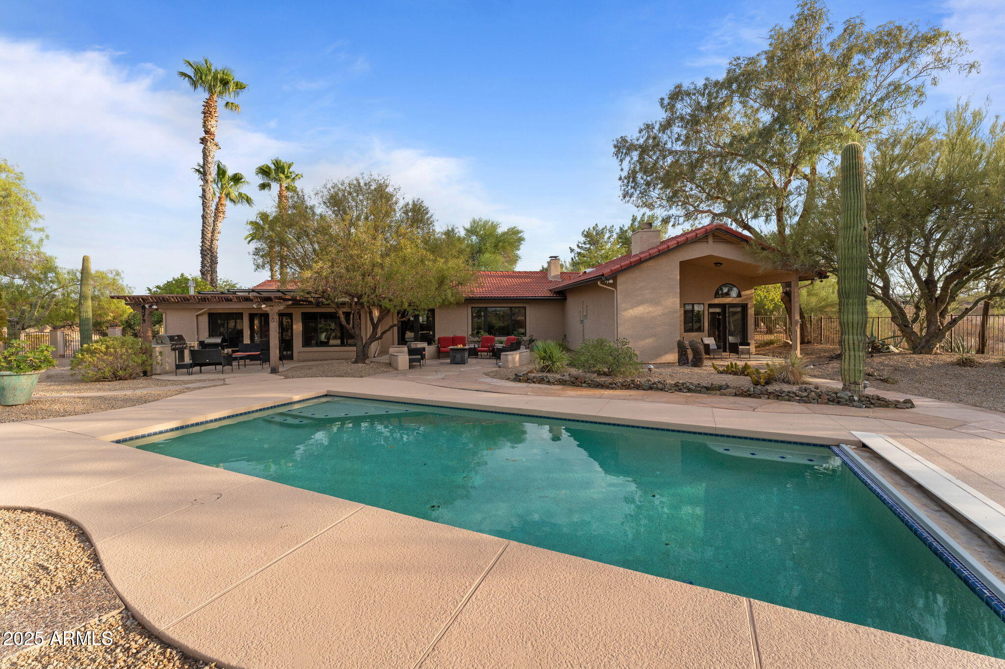1710 W Camino Drive