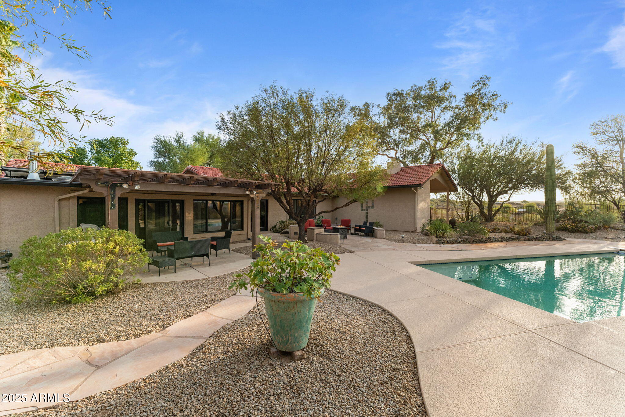 1710 W Camino Drive