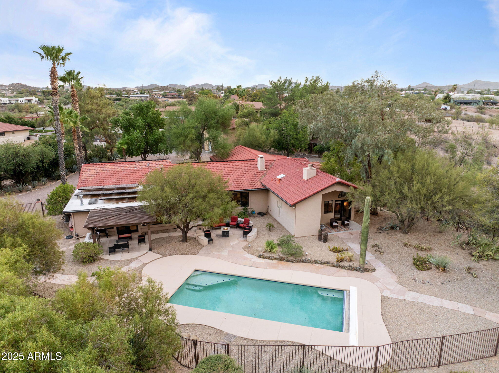 1710 W Camino Drive