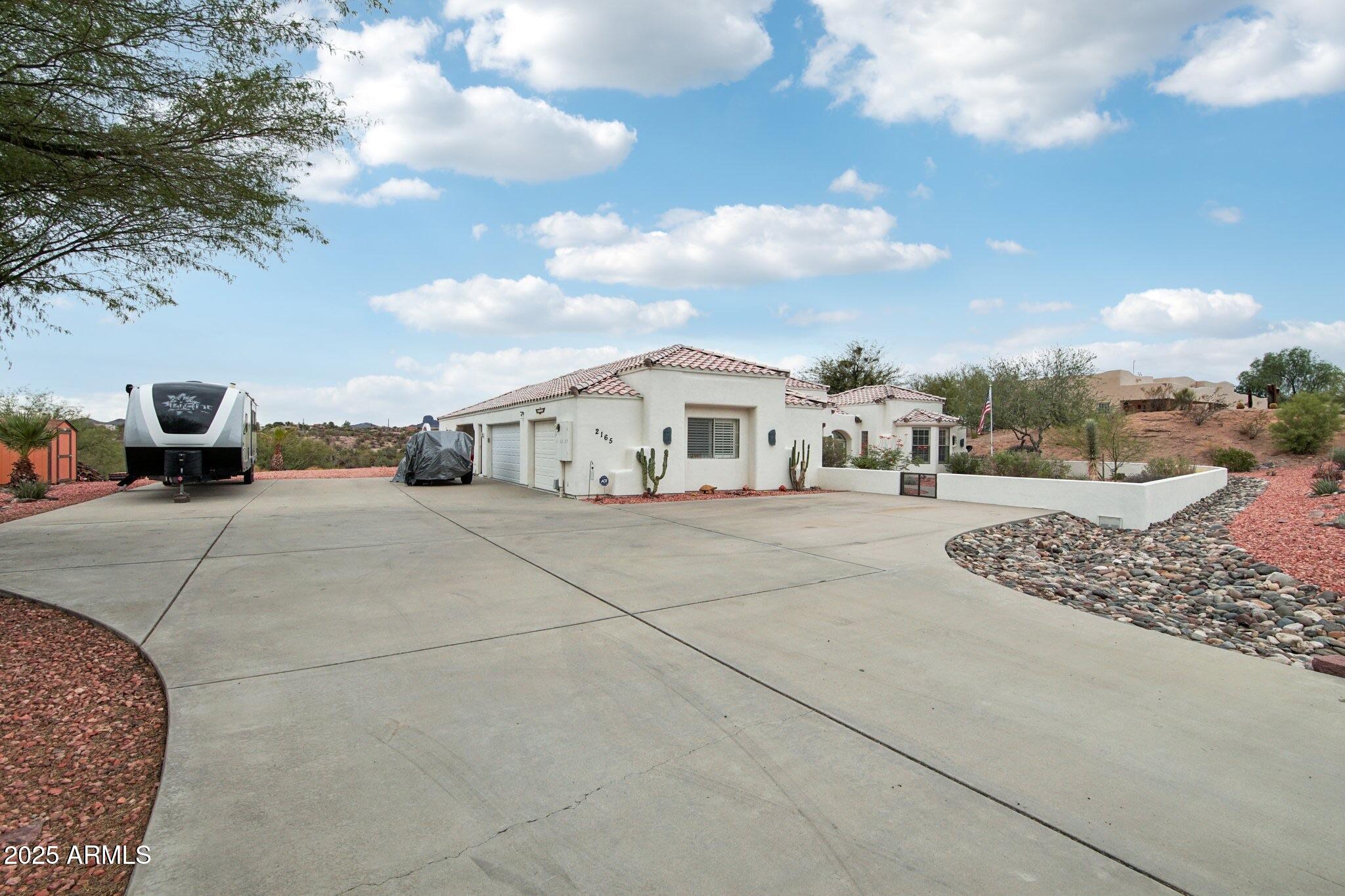 2165 W HIGHRIDGE Road