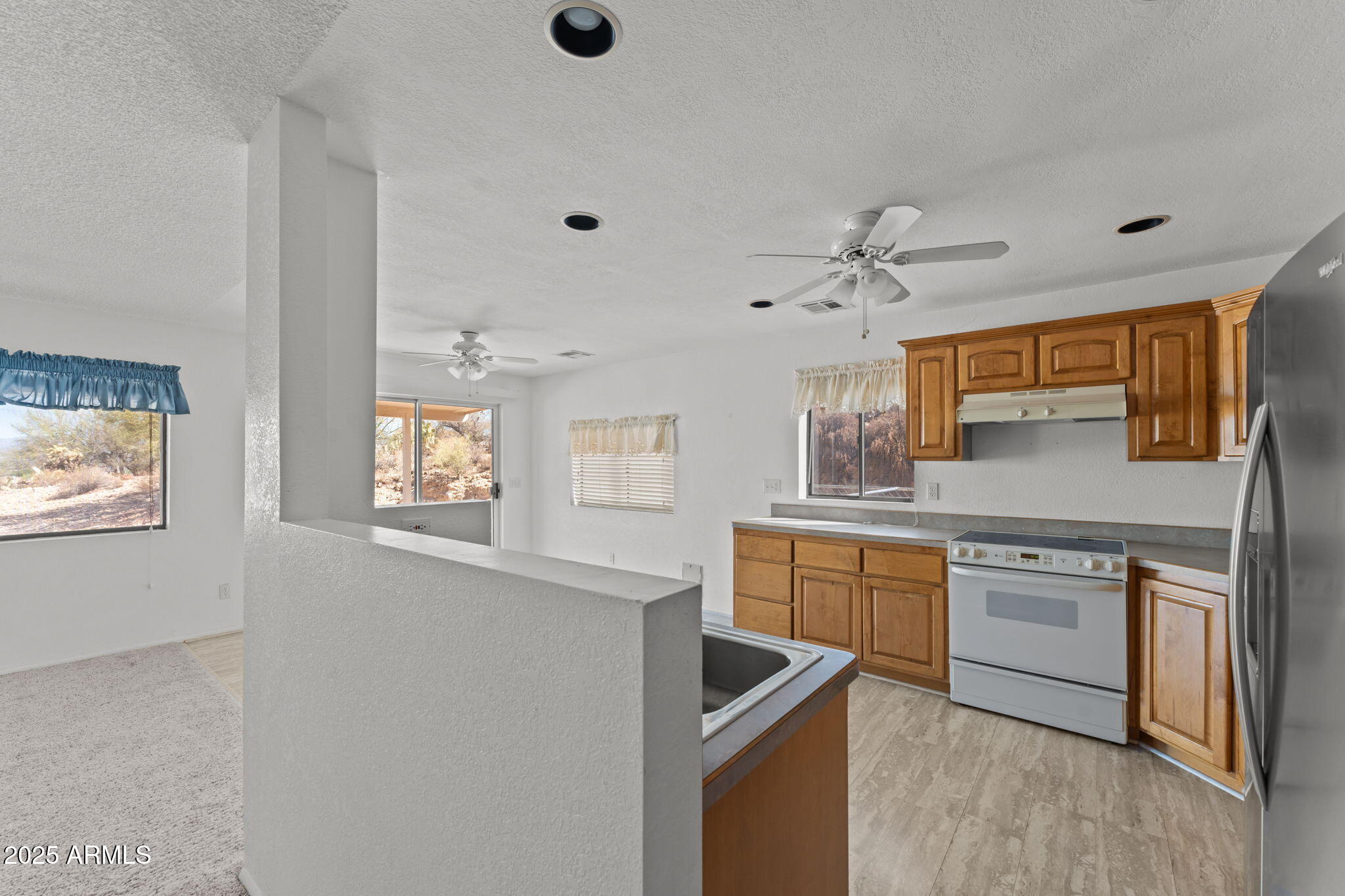 1660 VISTA Drive