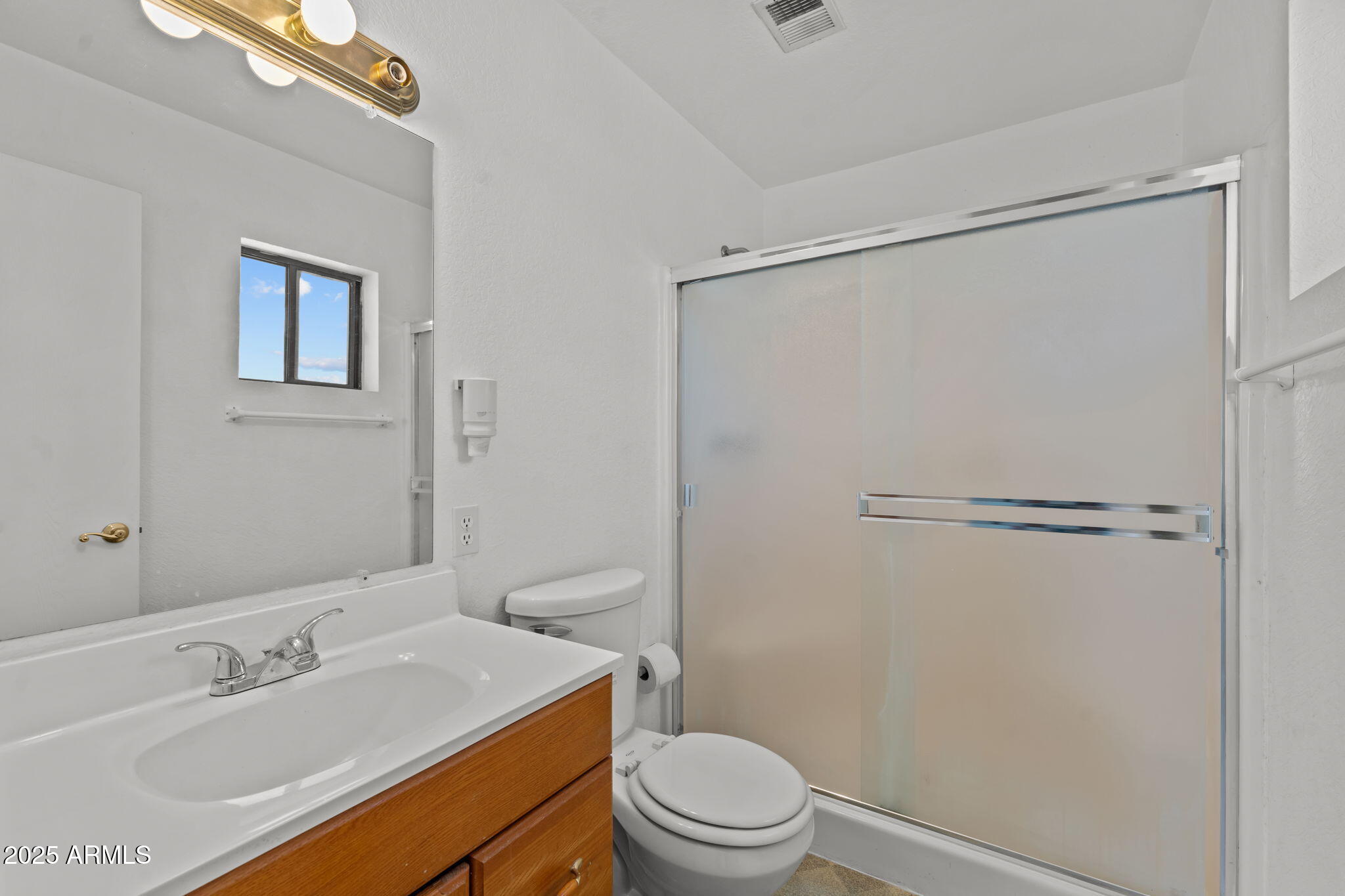 1660 VISTA Drive