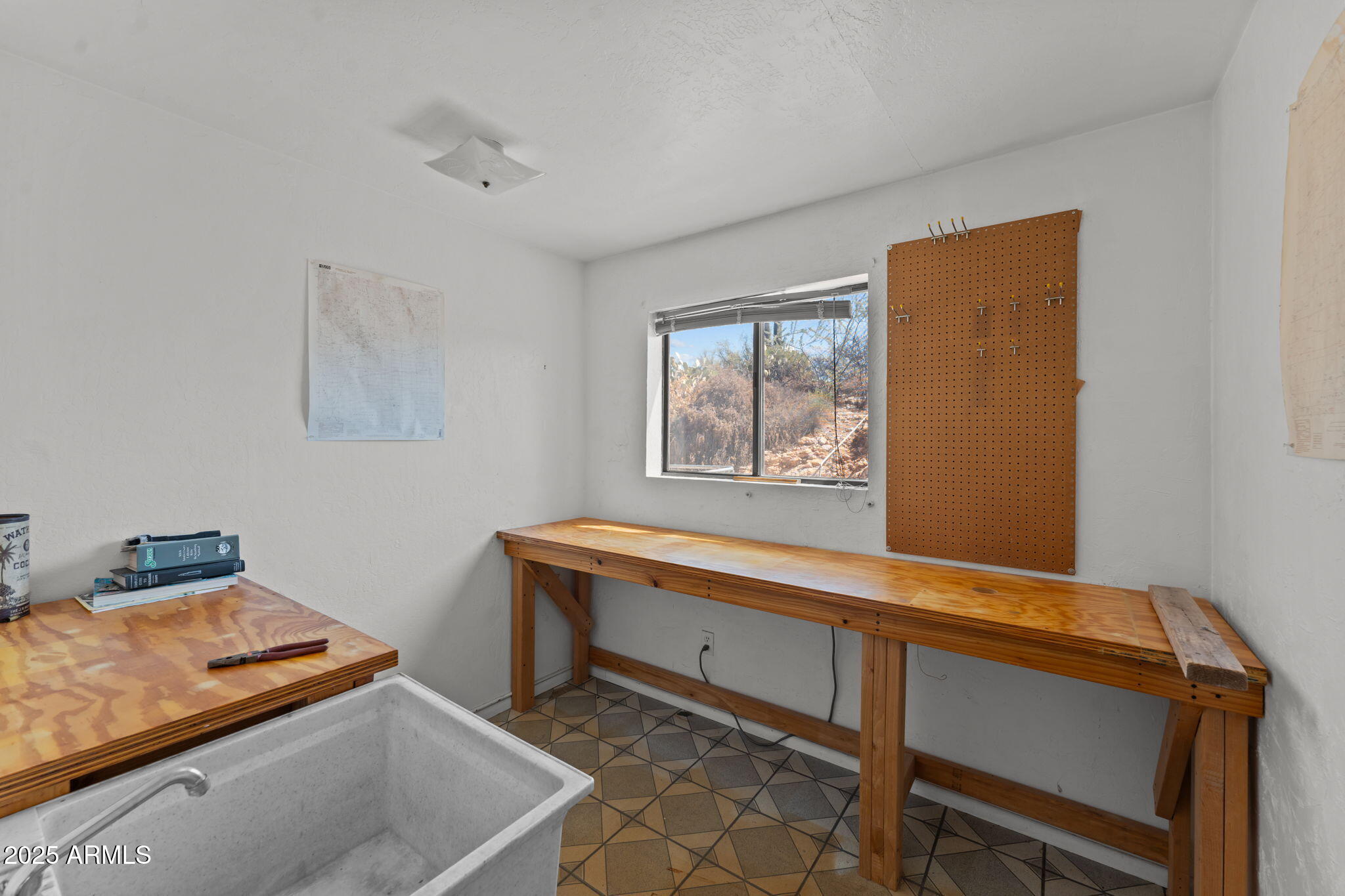 1660 VISTA Drive