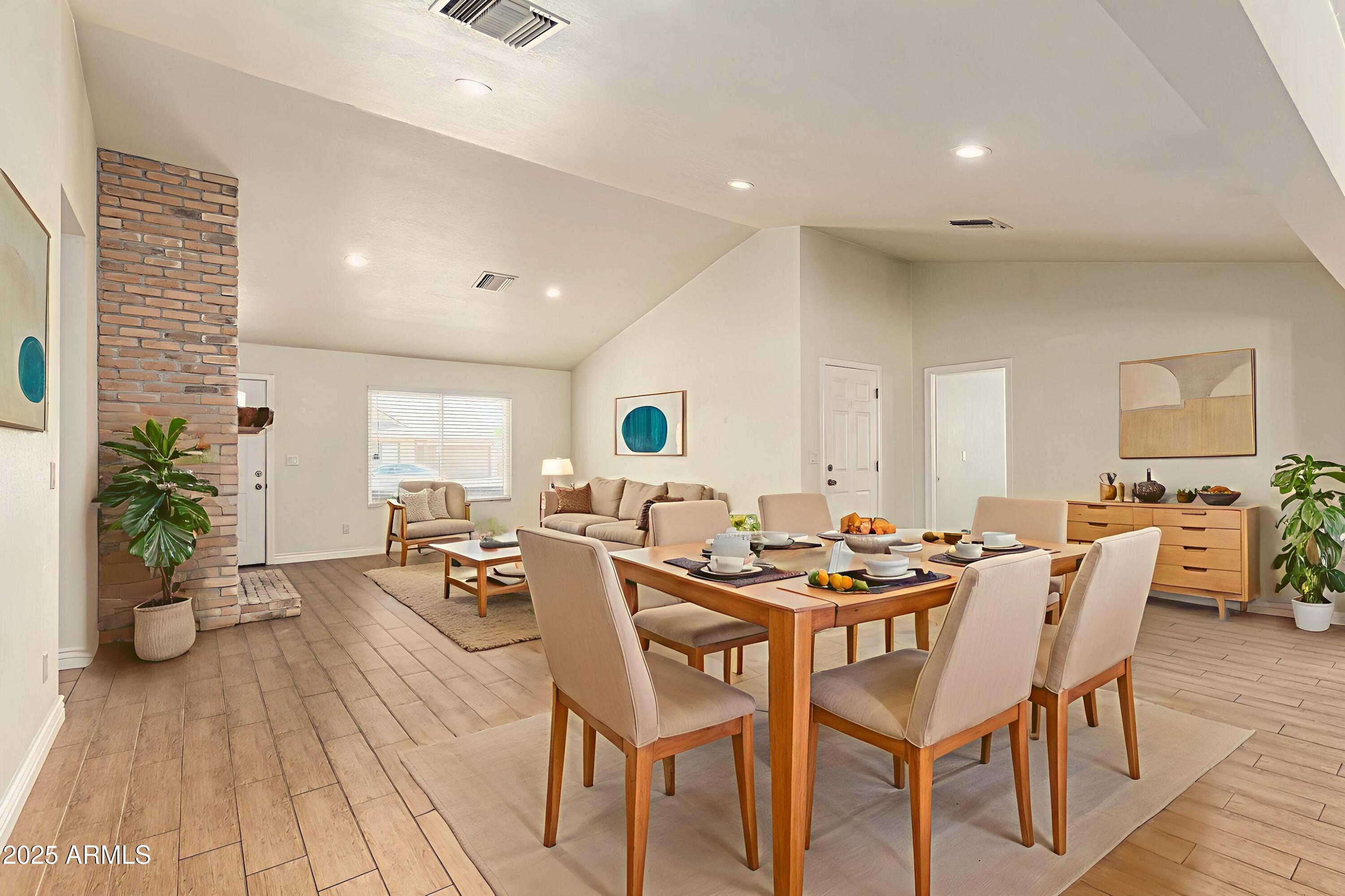 5228 W ASTER Drive