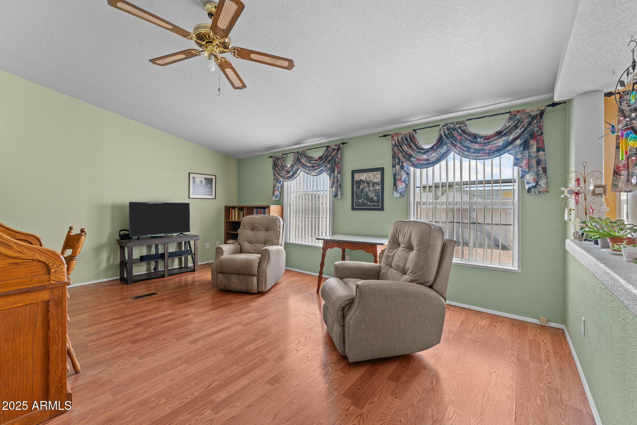 23723 W CANNON Drive