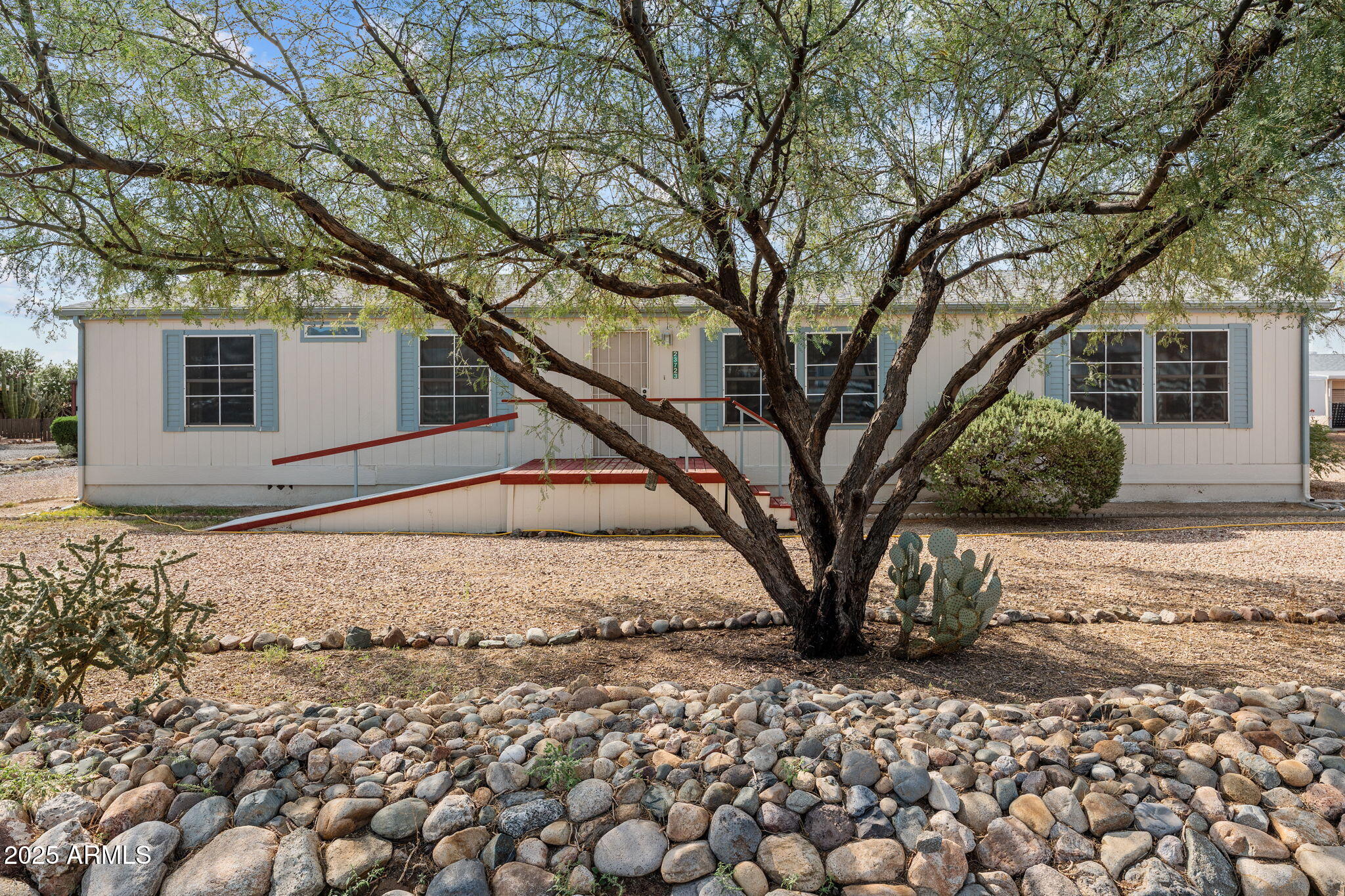 23723 W CANNON Drive