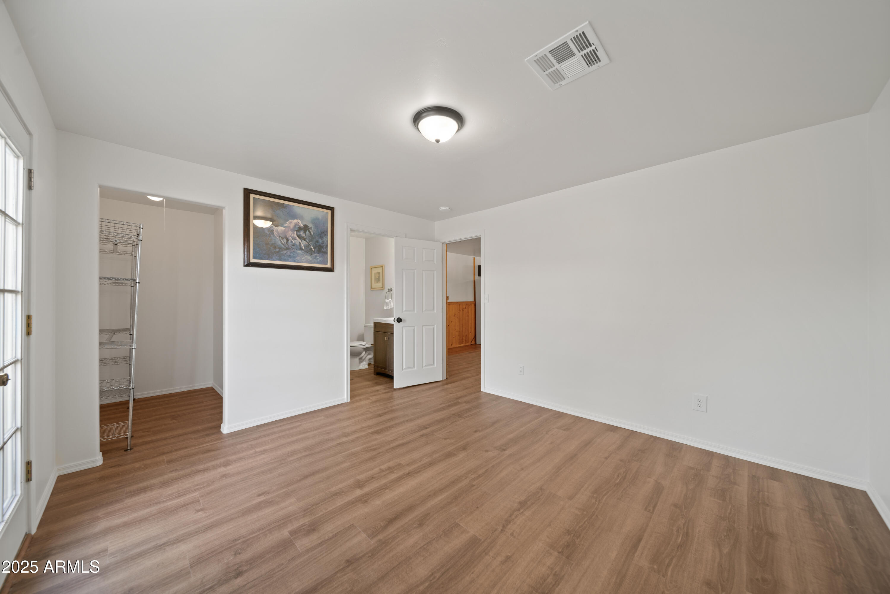 22810 W ROADRUNNER Lane