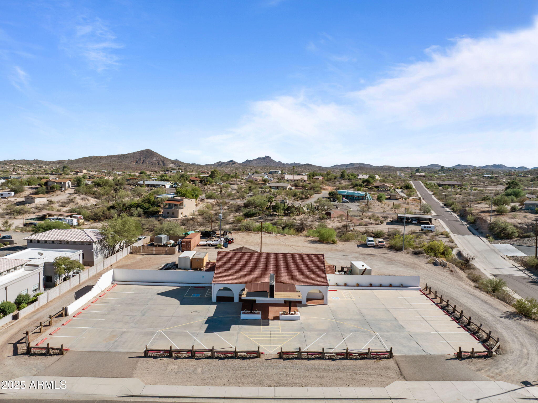 1078 W WICKENBURG Way
