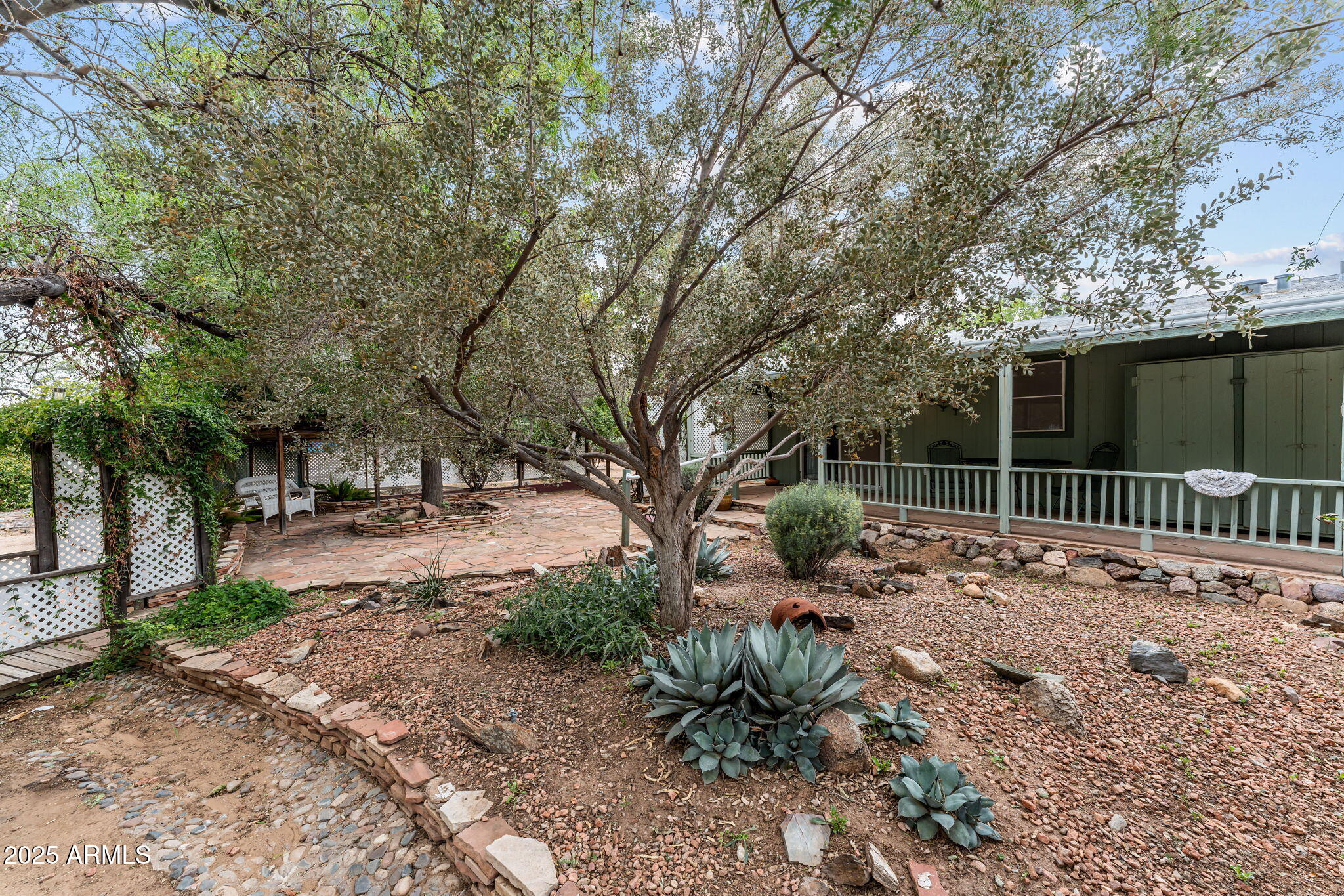 23117 W STAGHORN Lane
