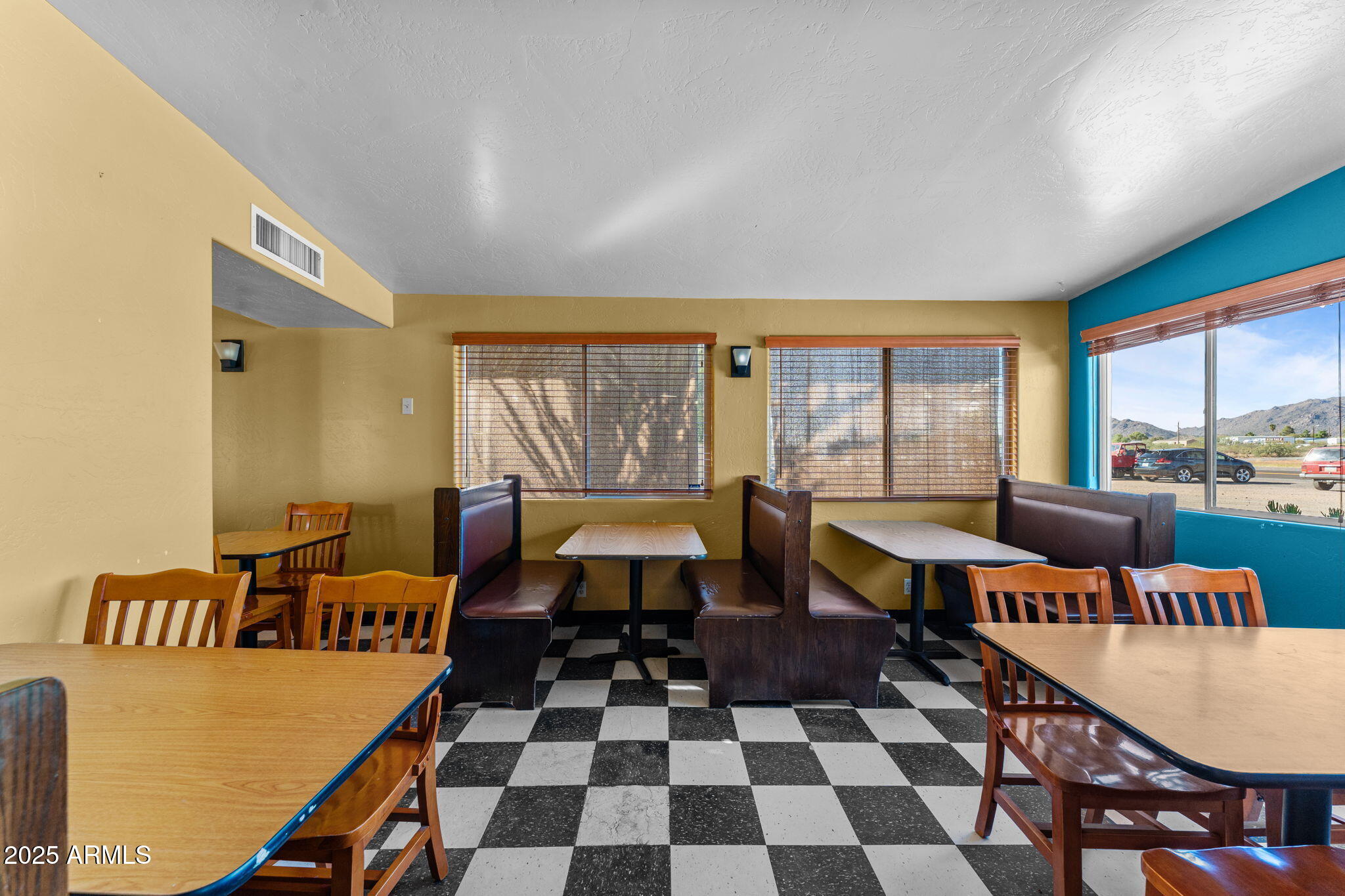 22525 W STATE ROUTE 71