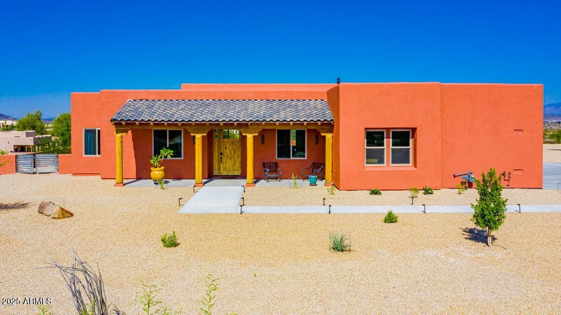 335 Latigo Way