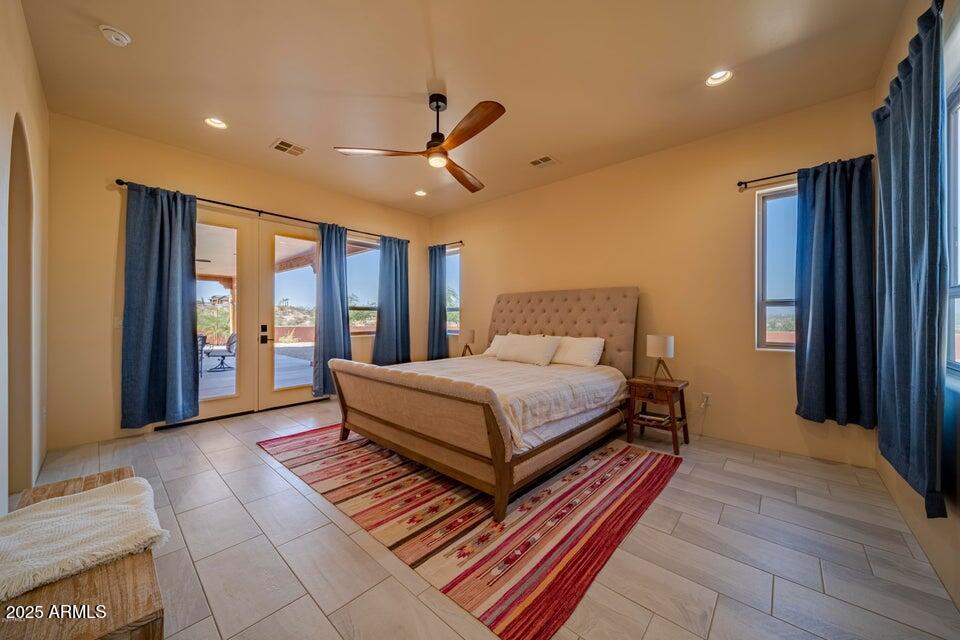 335 Latigo Way