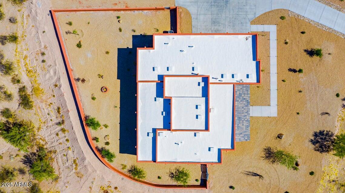 335 Latigo Way