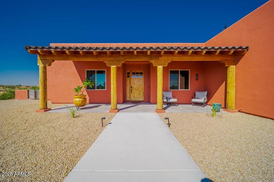 335 Latigo Way