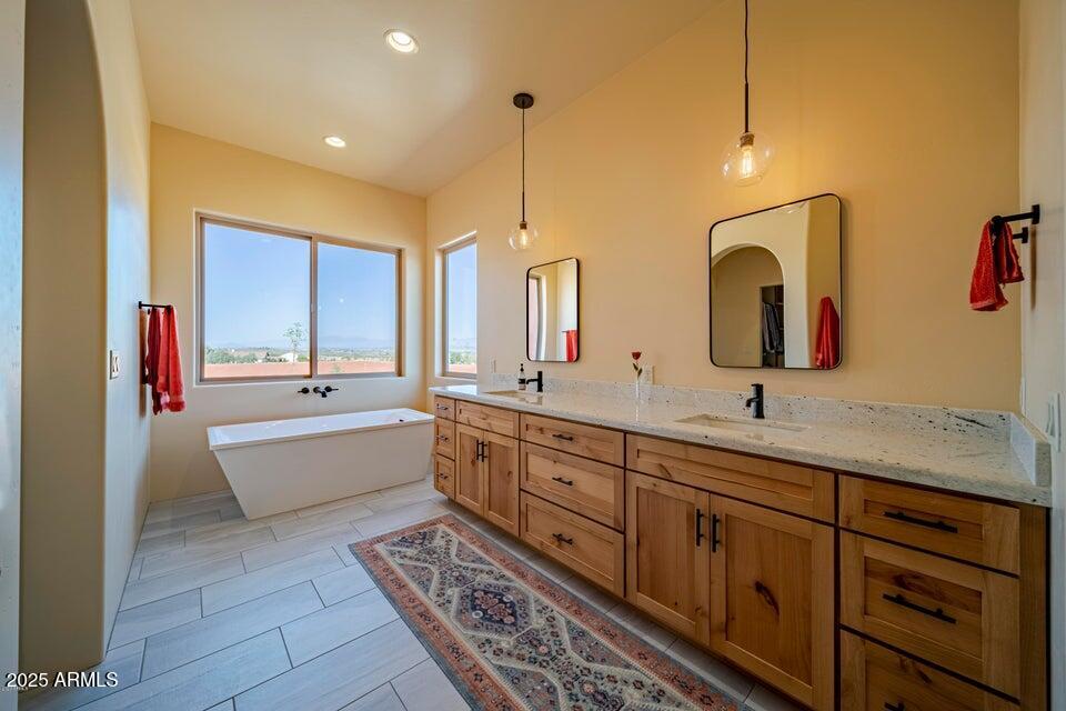335 Latigo Way