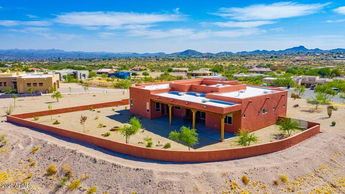 335 Latigo Way