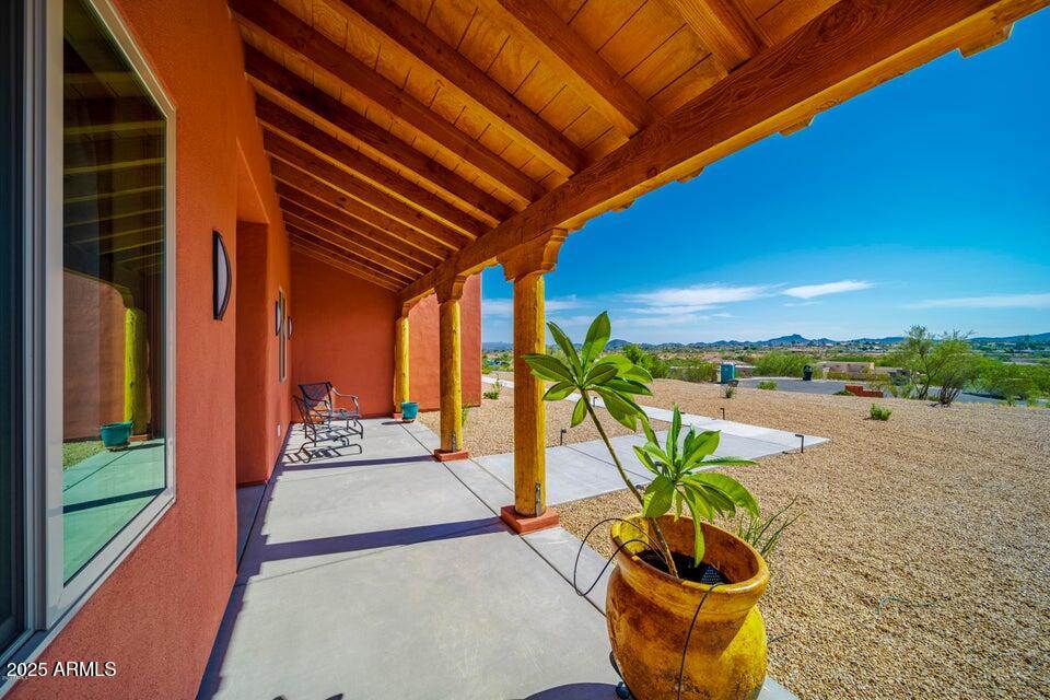 335 Latigo Way