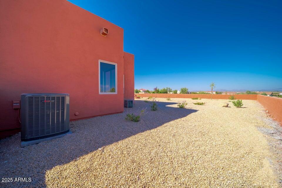 335 Latigo Way