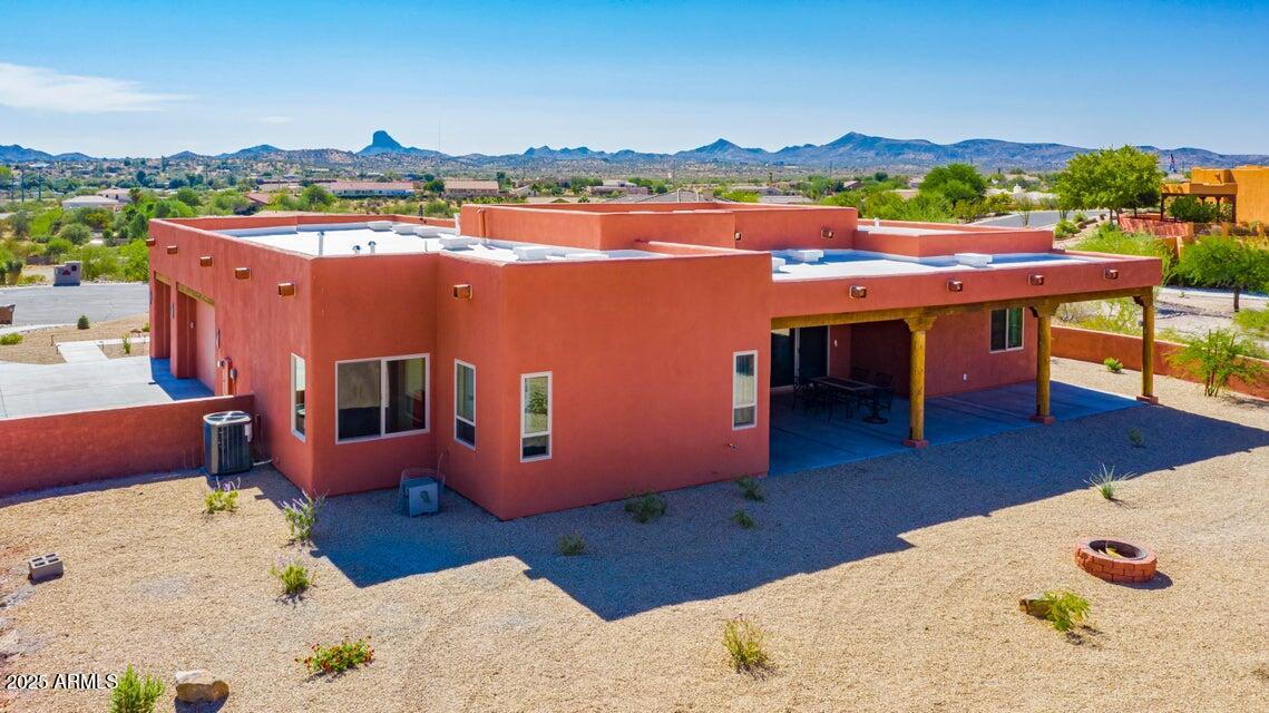 335 Latigo Way