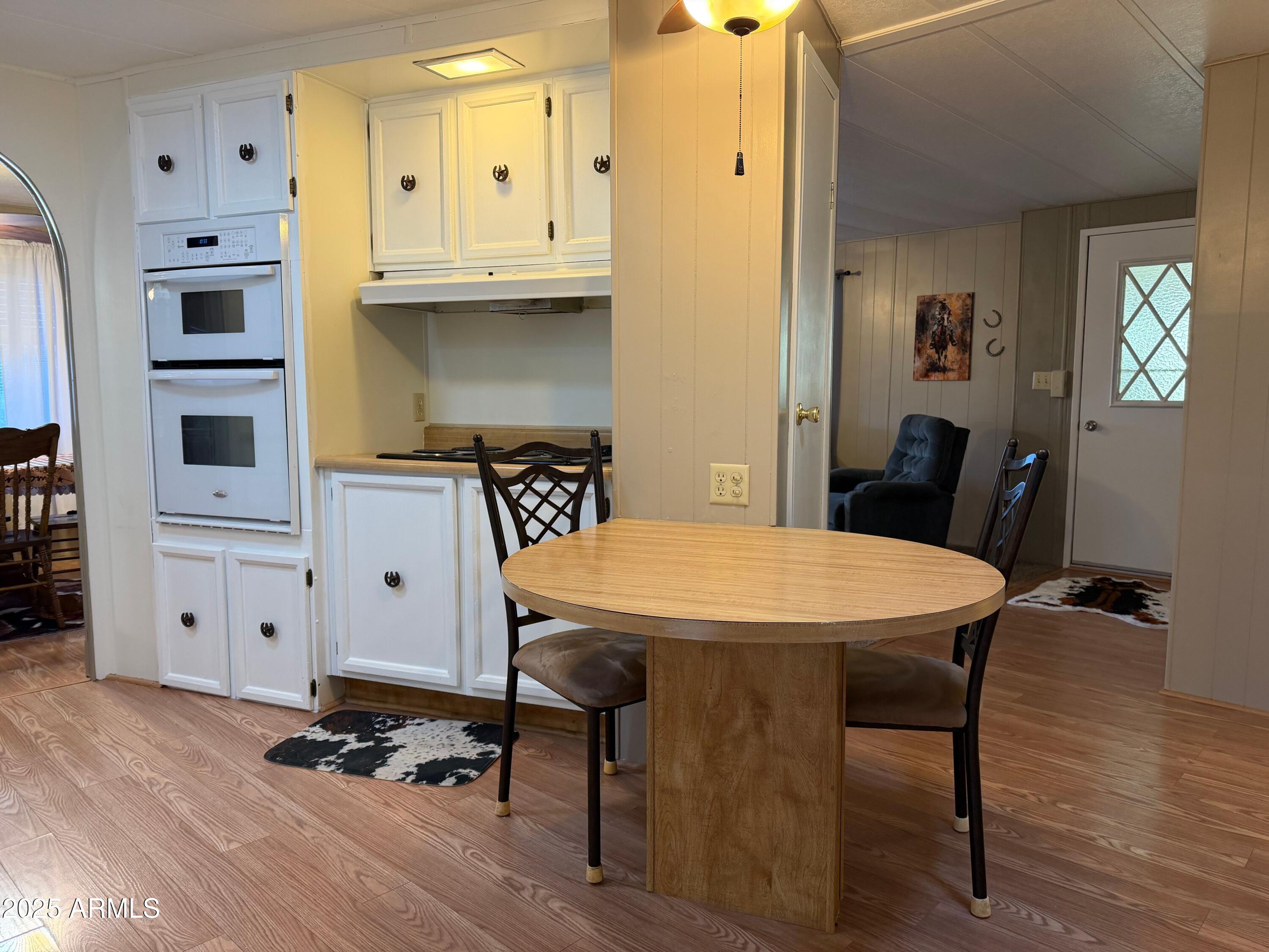 2501 W Wickenburg Way Unit: 04